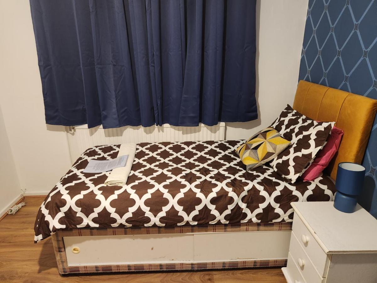 Gatwick Star Night Stay - Gatwick Crawley Kültér fotó