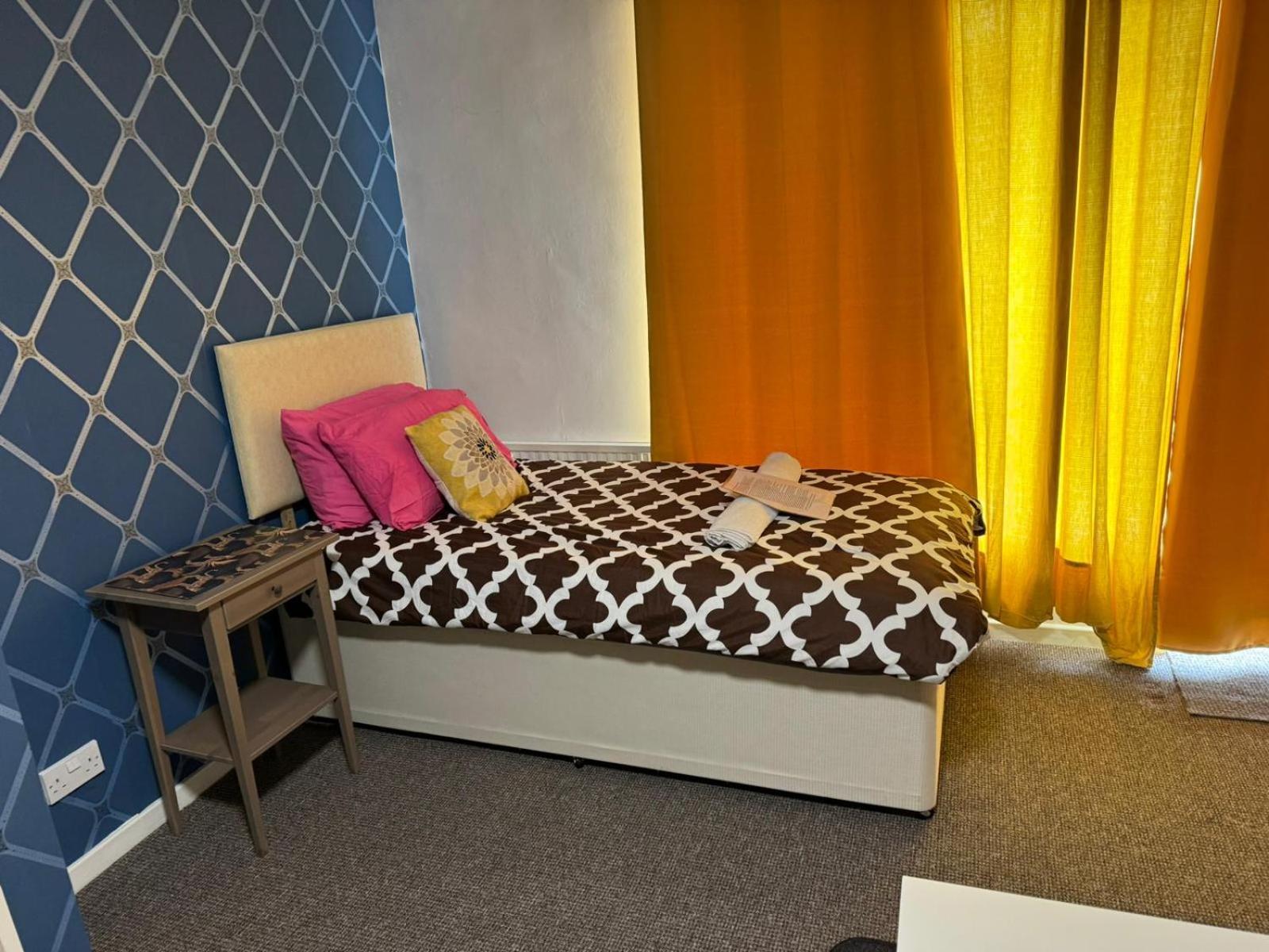 Gatwick Star Night Stay - Gatwick Crawley Kültér fotó